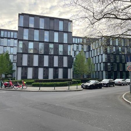 Gemutlich Und Moderne Wohnung In Düsseldorf Extérieur photo